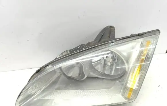 Ford Focus Headlight/headlamp 4M5113W030BC
