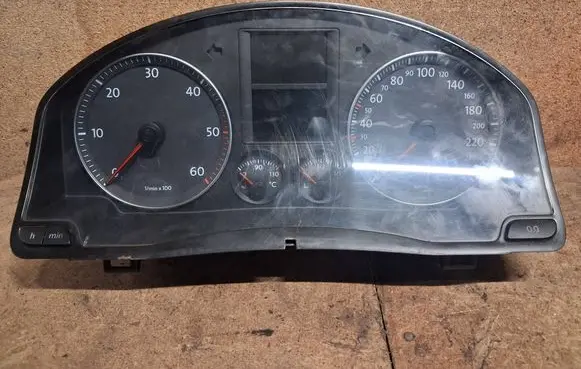 Speedometer (instrument cluster)