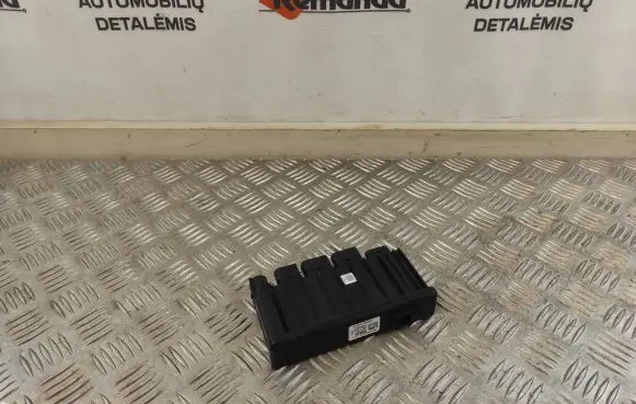 BMW 5 G30 G31 G38 Power management control unit 18576710 8661071 P00156349