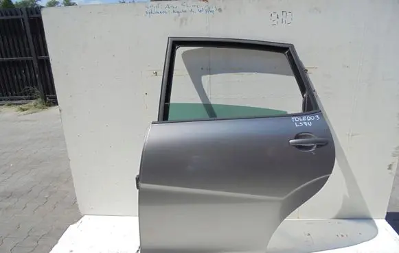 Seat Toledo I (1L) Rear door
