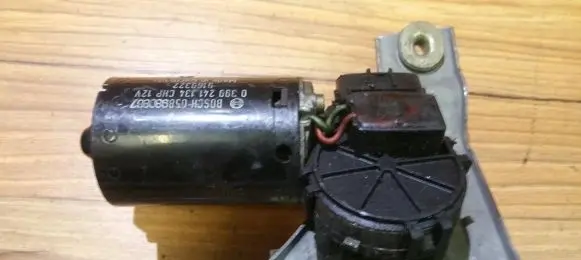 Volvo S70 V70 V70 XC Wiper motor 0390241134 9169322