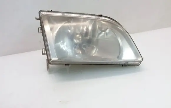 Mitsubishi Space Star Headlight/headlamp
