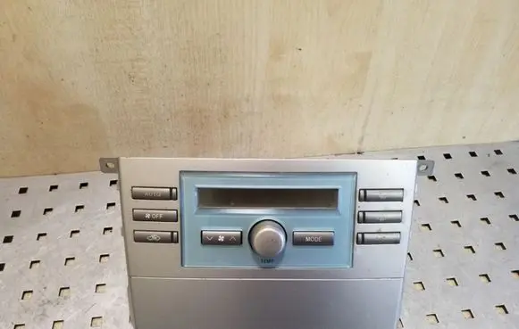 Toyota Corolla Verso E121 Climate control unit 559000F030 MB1465702272