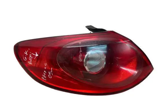Volkswagen PASSAT CC Rear/tail lights 1090098