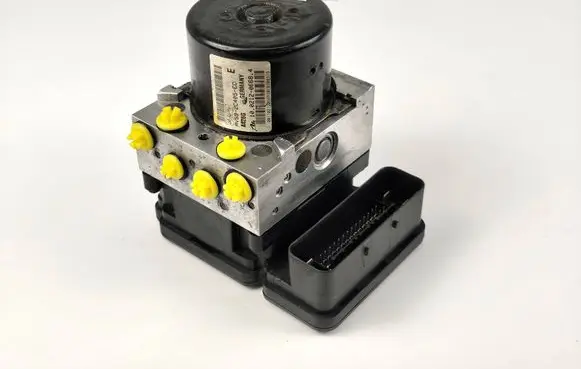 Ford Fusion ABS Pump AV592C405CC 10021206684 10096101543