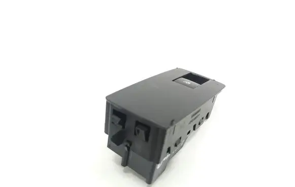 Opel Insignia A Electric window control switch 13222229