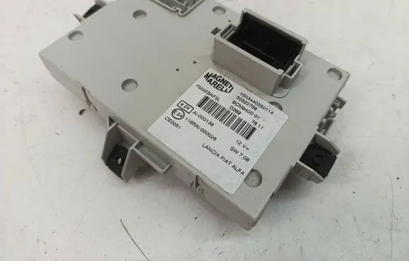Alfa Romeo Giulietta Fuse box set 50520758