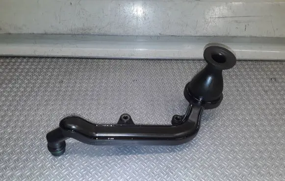 Volvo V70 Oil sump strainer pipe 8653858