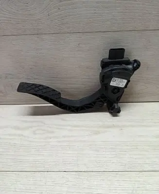 Audi A6 S6 C7 4G Accelerator throttle pedal 8K1723523A 27032012 6PV00950521