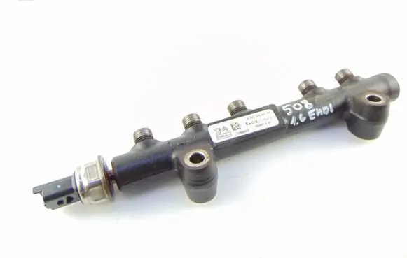 Peugeot 508 Fuel injector supply line/pipe 