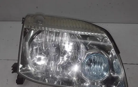 Nissan X-Trail T30 Headlight/headlamp WY21W12V21W