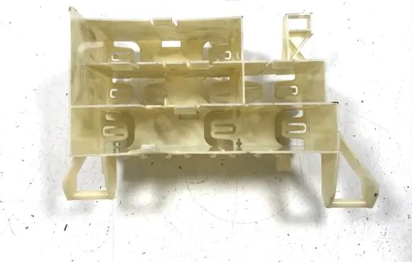 BMW X3 E83 Relay mounting block 6135837131