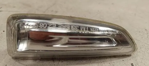 Opel Insignia B Front fender indicator light 010137