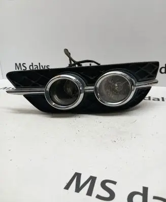 Mercedes-Benz C W204 Front fog light A2048803524 2048803524