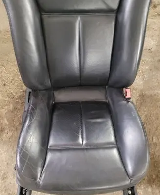Front passenger seat