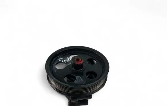 Ford Mondeo Mk III Power steering pump 1357641