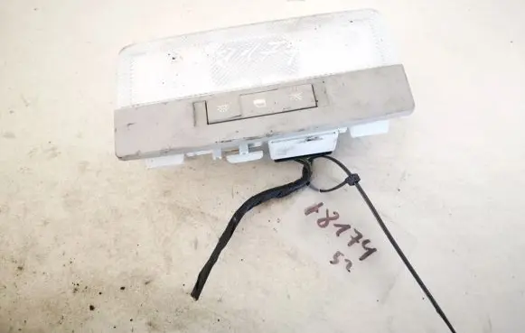 Chevrolet Cruze Front seat light 316627975