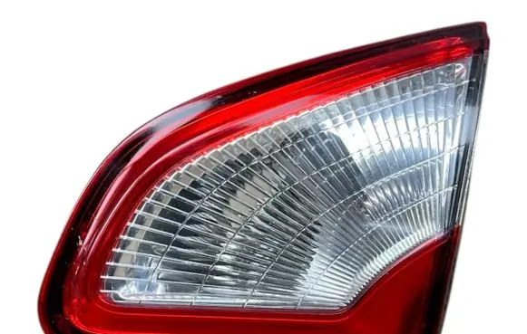 Nissan Qashqai Tailgate rear/tail lights B26550BR01A 89503209
