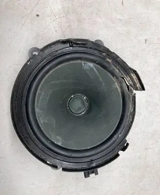 Volvo S60 Front door speaker 31350425 AD7XJLY127B