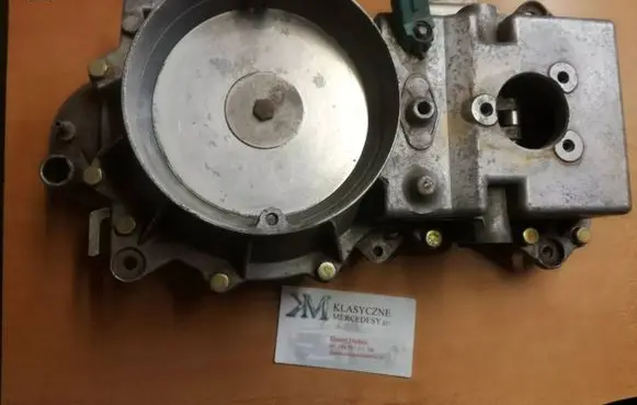 Mercedes-Benz SL R107 Throttle body valve 0438120062