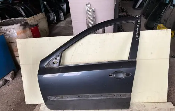 Renault Laguna II Front door