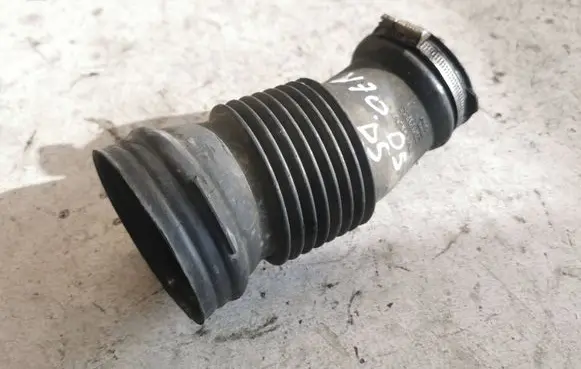 Volvo V70 Air intake hose/pipe 30769233