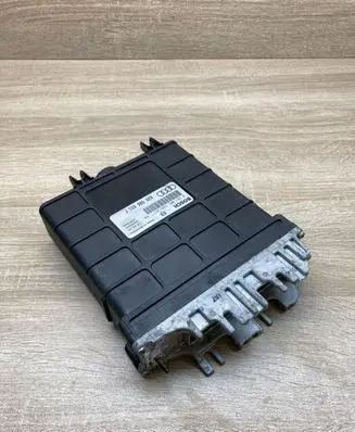 Audi A4 S4 B5 8D Engine control unit/module ECU 028906021F 0281001366