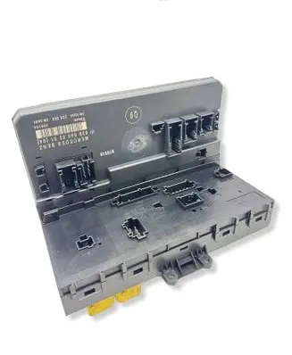 Mercedes-Benz Vito Viano W639 Central body control module 6395450201 ZGS006 356164