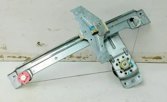 Peugeot 207 Rear door manual window regulator 192311