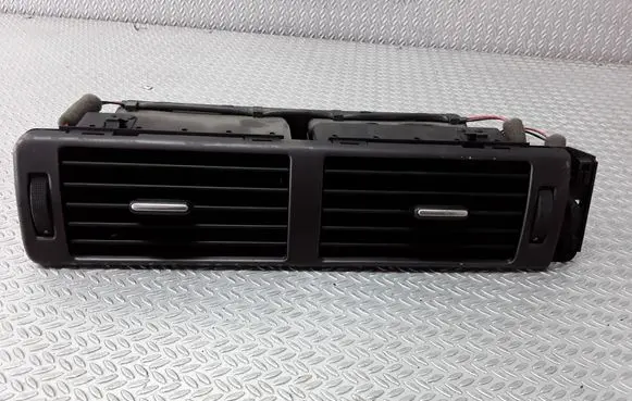 Audi A6 S6 C5 4B Dash center air vent grill 4B1820951