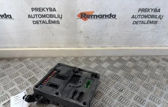 Ford Galaxy Fuse module S108151001