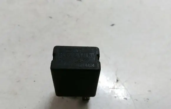 Renault Clio II Other relay 7700414484
