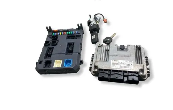 Citroen C3 Picasso Engine ECU kit and lock set 9653958980 9664843780 0281013872