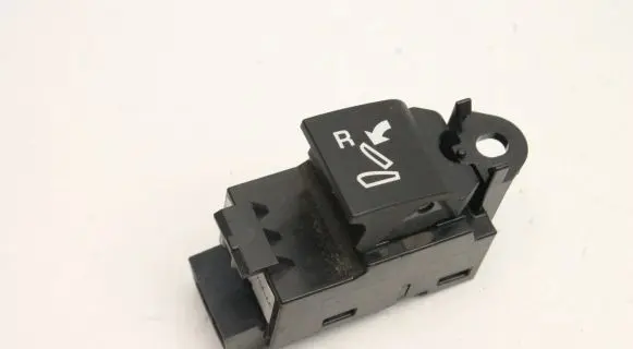 Land Rover Discovery Sport Other switches/knobs/shifts FK7214B704AA