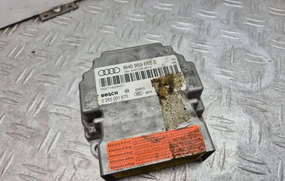 Audi A4 S4 B7 8E 8H Airbag control unit/module 8H0959655E 0285001670