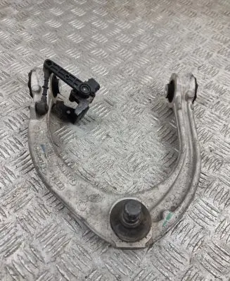 Land Rover Discovery 5 Front upper control arm/wishbone DPLA3084AB
