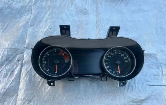 Jeep Cherokee Speedometer (instrument cluster) P68379589AD