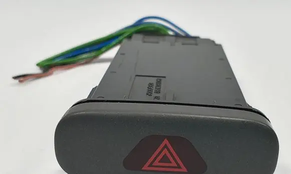 Volvo S70 V70 V70 XC Hazard light switch 6849843