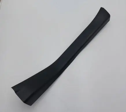 Nissan Leaf II (ZE1) Rear sill trim cover 769B73NLOA
