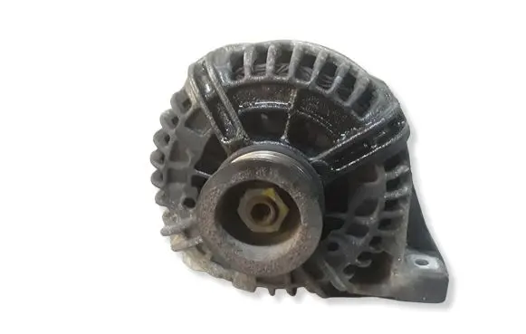 Volvo XC90 Generator/alternator 8637849 0124625001