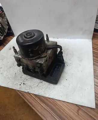 Volkswagen Golf IV ABS Pump 1J0907379G 10094903103