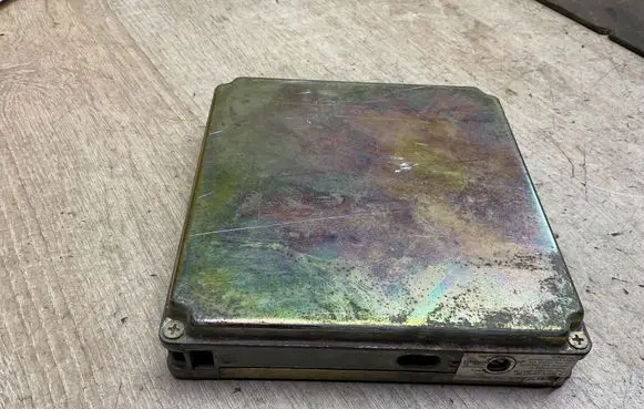 Nissan Sunny Engine control unit/module A11a74b54