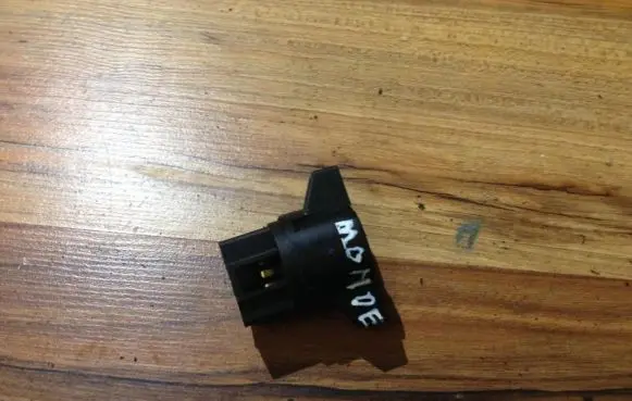 Ford Mondeo MK I Ignition lock contact 93bb11542bb