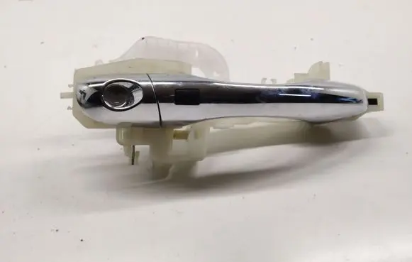 KIA Sorento Front door exterior handle