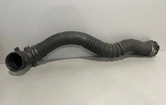 BMW 4 F32 F33 Intercooler hose/pipe 7597592 7605044 8608734