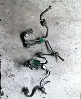 Renault Megane II Fuel injector supply line/pipe 061115 591999