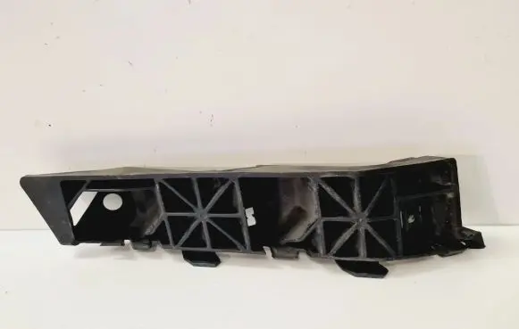 KIA Sportage Front bumper mounting bracket 86516F1000
