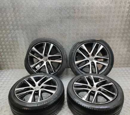 Lexus IS III XE30 R17 alloy rim 4261153520