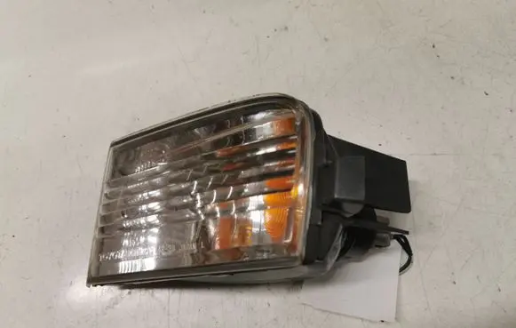 Toyota RAV 4 (XA20) Front indicator light ICHIKOH4223 4223
