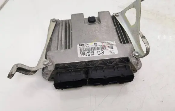 Toyota Auris E180 Engine control unit/module 896610ZG30 0281019177 1039S55201